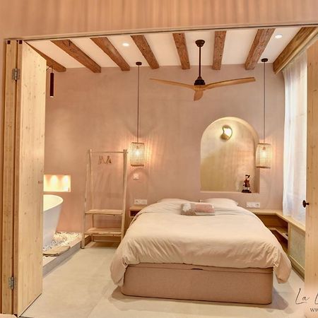 La Loge Du Reveur - Spa - Vieux-Lyon Buitenkant foto