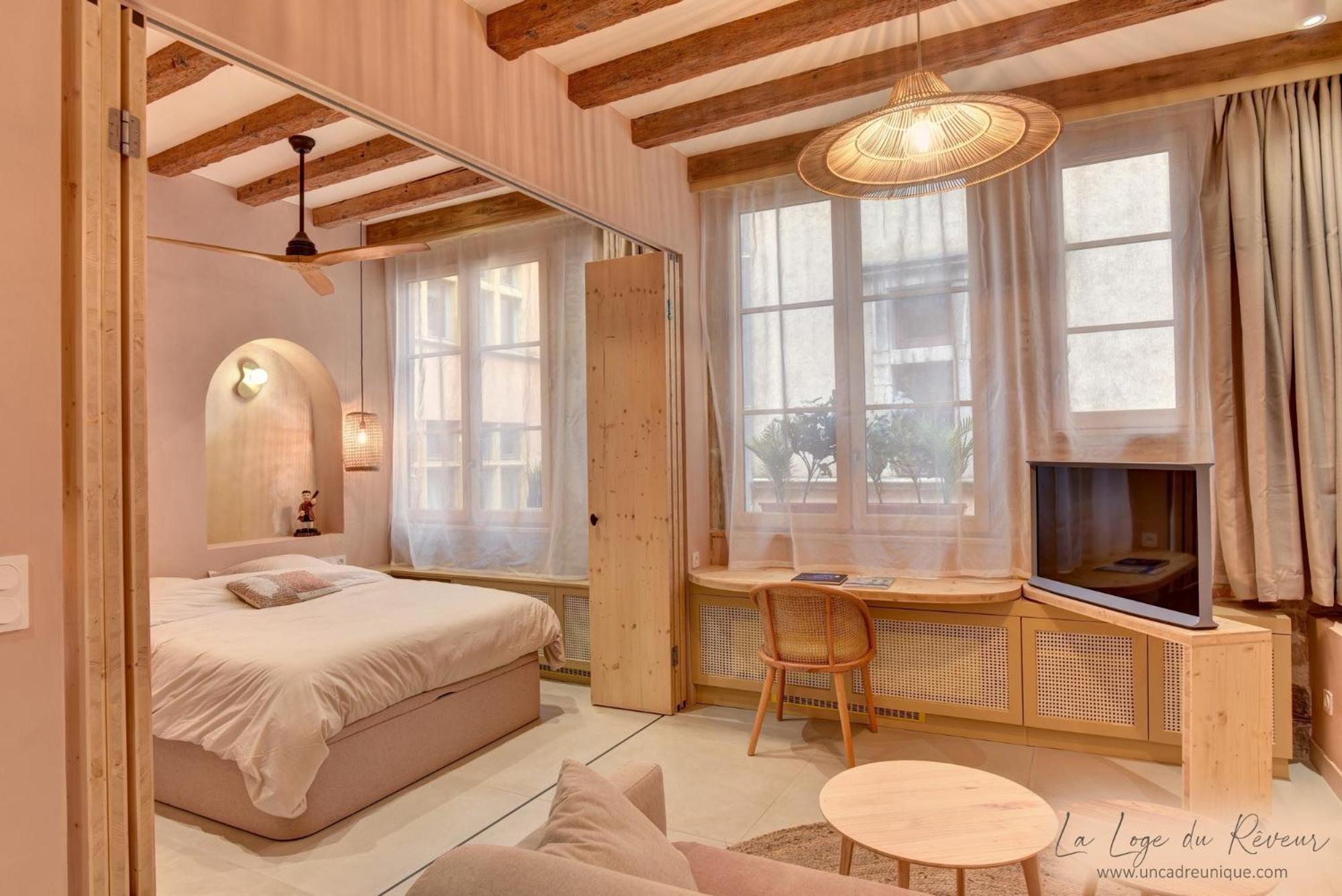 La Loge Du Reveur - Spa - Vieux-Lyon Buitenkant foto